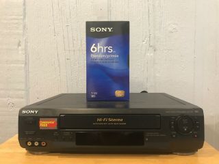 Sony Slv - N50 Vcr Player/recorder - & With Sony Vhs Great Shape