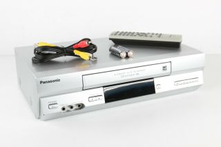 Panasonic Pv - V4525s Vcr Stereo Hi Fi Bundle With Remote Batteries And Rca Cables