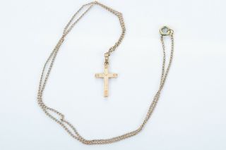 Vintage Elegant Engraved Dainty 14k Gold Cross On 18 " Chain - Esemco -.  4 Grams