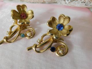 Vintage Set Of 2 Flower Pins,  Brooches Pink And Blue Rhinestones And Pearl Beads