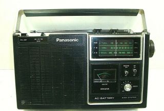 Vintage 1970s Panasonic Rf - 1060 Portable Psb/fm/am 3 - Band Radio W/ Power Cord