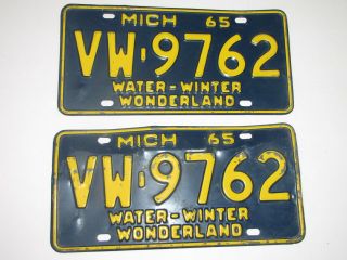 Vintage Michigan License Plates 1965 Vw9762