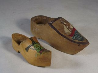 Vintage Hand Made And Painted Miniature Wood Clogs Holland Collectible