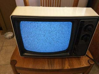 Vintage Portable Sears Tv 1970s Black And White Solid State