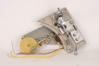 Pioneer Pl - 518 Turntable Tone Arm Assembly And Controls