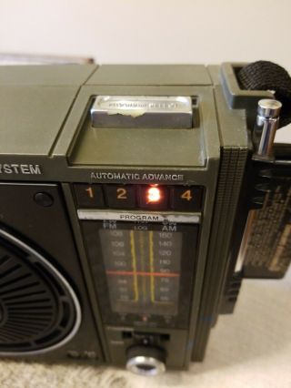 General Electric 3 - 5507B GE Loudmouth 8 Track Tape Player AM/FM Radio 2