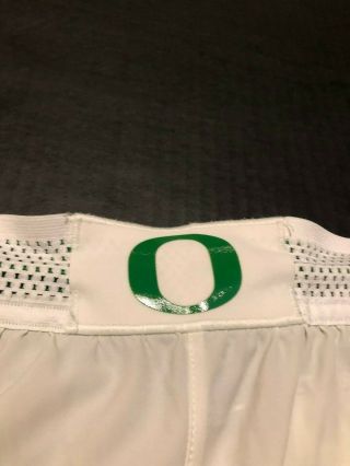 Nike Oregon DUCKS Basketball Team Issued Dri - Fit Shorts Men ' s 42 L White Rare 2