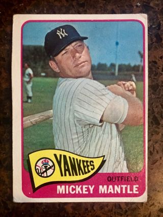 1965 Topps Mickey Mantle Baseball Card 350 Good,  Creases