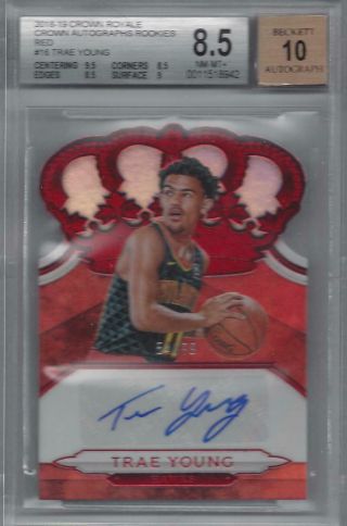 2018 - 19 Crown Royale Hawks Trae Young Blue Ink Rookie 
