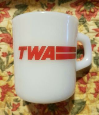 Vintage Twa Trans World Airlines Milk Glass Boeing 767 Plane Coffee Cup Mug Usa