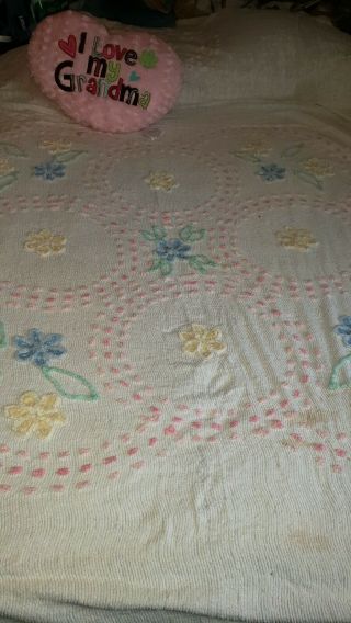 Vintage White Chenille Bedspread Coverlet With Blue/yellow Flowers Full Size