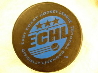 ECHL Trenton Titans ' 99 - 00 Cracked Ice Logo Official Hockey Puck Collect Pucks 2