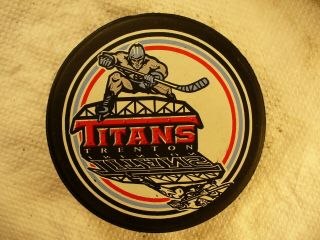 Echl Trenton Titans Shadow Team Logo League Official Hockey Puck Collect Pucks