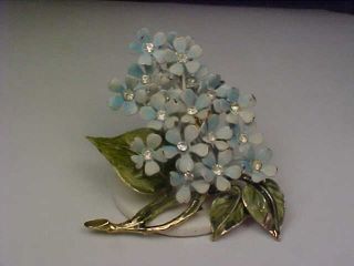 Vintage Goldtone & Blue/white/green Enamel & Rhinestone Flower Cluster Brooch
