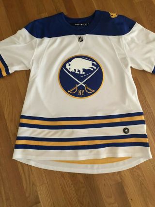 Adidas Buffalo Sabres 2018 Winter Classic Jersey (size 56)
