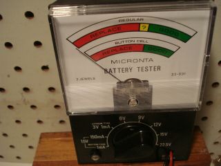 VINTAGE 1983 Micronta - Tandy - Radio Shack Battery Tester with Box 3