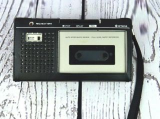 1977 Vintage Hitachi Trq - 35 Cassette Tape Recorder With Protective Case
