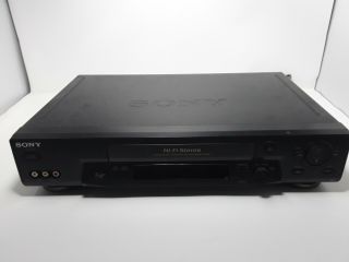 Sony Slv - N71 Vcr Vhs Player And Recorder - Av Cables