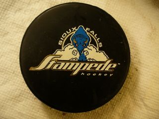 Ushl Sioux Falls Stampede Die Cut Logo League Official Hockey Puck Collect Pucks