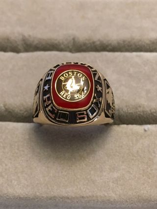 Boston Red Soxs Team Ring By Balfour - Gold Tone Size 11.  5.  /65