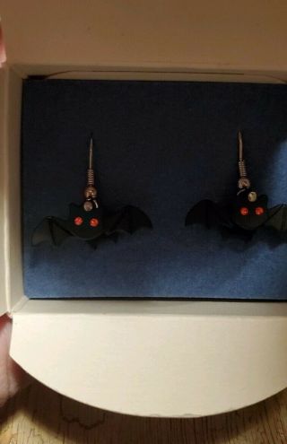 Vintage AVON Bat Dangle Earrings Halloween 2000 3