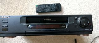 Sony Slv - 740hf Vhs Video Cassette Player/recorder With Rmt - V162 Remote Control