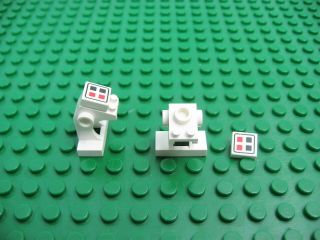 2x Lego White Control Panel Utensil Minifig W/tile Red Black Button 6990 2342