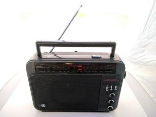 And Ge Superadio Iii Model 7 - 2887a Long Range Am/fm Radio