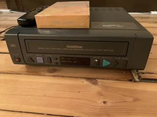 VCR VHS Player Recorder 4 head GOLDSTAR GVP - C135 W Remote & Blank tape, 3