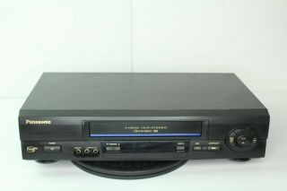 Panasonic Pv - V4611 Vhs Vcr Video Cassette Recorder Player Hi - Fi Stereo
