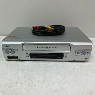 Sanyo Vwm - 800 4 - Head Hi - Fi Stereo Vhs Vcr Player/recorder No Remote