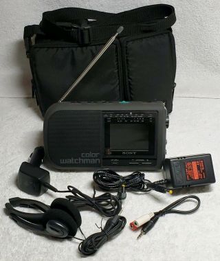 Sony Fdl - 380 Color Watchman Tv Fm/am Radio W/accessories & Case