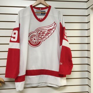 Vintage Detroit Red Wings Dominik Hašek Hockey Jersey Size Xl Ccm