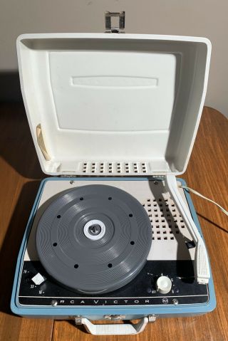 Rca Victor Portable Record Player 3vb12