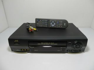 Jvc Hr - Vp673u Vhs Vcr Recorder With Remote And Av Cable