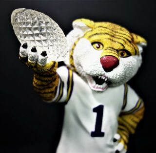 LSU Football National Champions 2003 Figurine NCAA Mike The Tiger Geaux Tigers 3