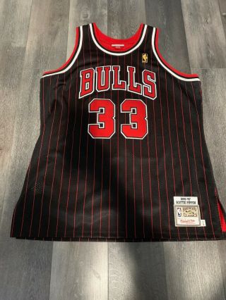 Scottie Pippen Mitchell & Ness 1996 - 97 Chicago Bulls Jersey Size Xl Worn Once