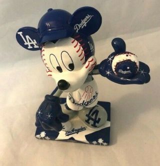 Los Angeles Dodgers Limited Edition Disney Mickey Mouse All Star 2010 Figurine 3
