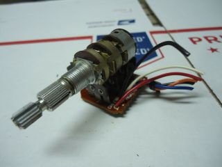 Yamaha Cr - 420 Stereo Receiver Parting Out Volume / Balance Potentiometer Look