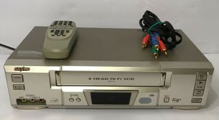 Sanyo Vwm - 700 Vcr Vhs 4 Head Video Cassette Player With Remote Vcr Plus Av Cable