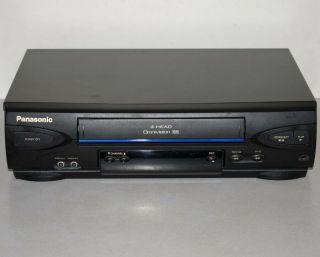 Panasonic Pv - V022 4 - Head Hi - Fi Vcr Vhs Cassette Player,