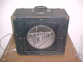 Vintage Victor 10 " Portable Speaker W/ Case