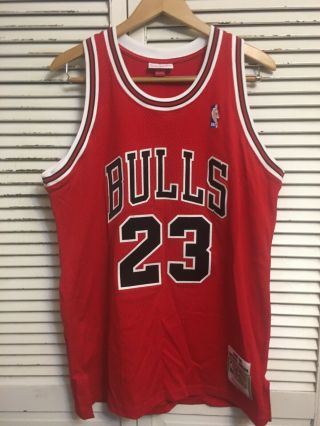 Michael Jordan Chicago Bulls 1997 - 98 Mitchell & Ness Jersey Usa Size 44 Sewn