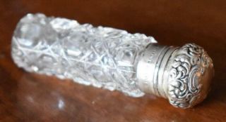 LOVELY ANTIQUE ORNATE STERLING SILVER TOPPED FACETED PATTERN GLASS PURSE PERFUME 2
