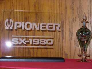 PIONEER SX - 1980 ETCHED GLASS SIGN W/BASE 2