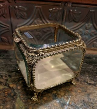 Vgt.  Gold Ormolu Casket/jewelry Box Beveled Glass Lion Footed