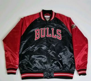 Authentic Chicago Bulls Mitchell & Ness Nba Tough Seasons Satin Jacket