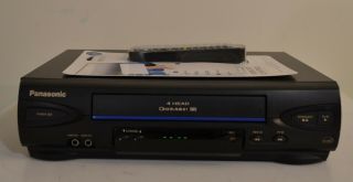Panasonic Omnivison Pv - V4022 Video Cassette Vcr Vhs Player Universal Remote