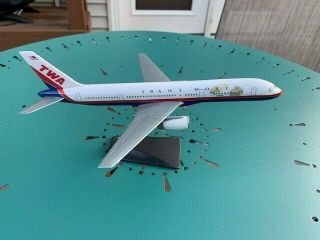 1/200 Trans World Airlines Boeing 757 Display Model 2