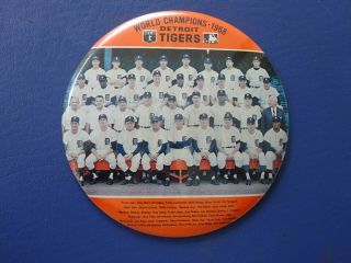 1968 6 Inch World Champions Detroit Tigers Team Pinback,
